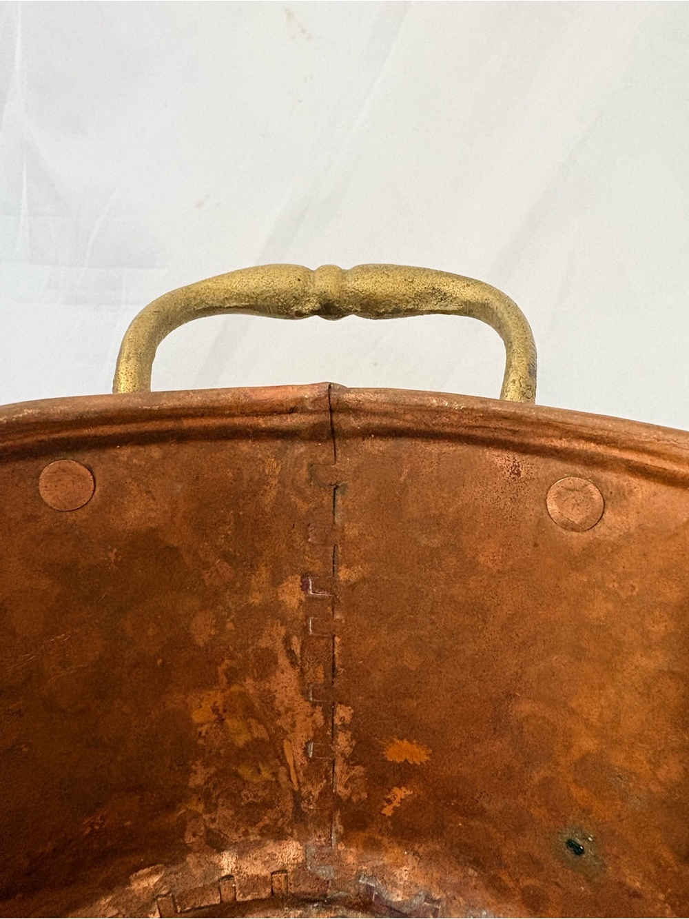 Houston International Trading India Oval Serving Tub w Brass Handles - Copper - Picture 4 of 7